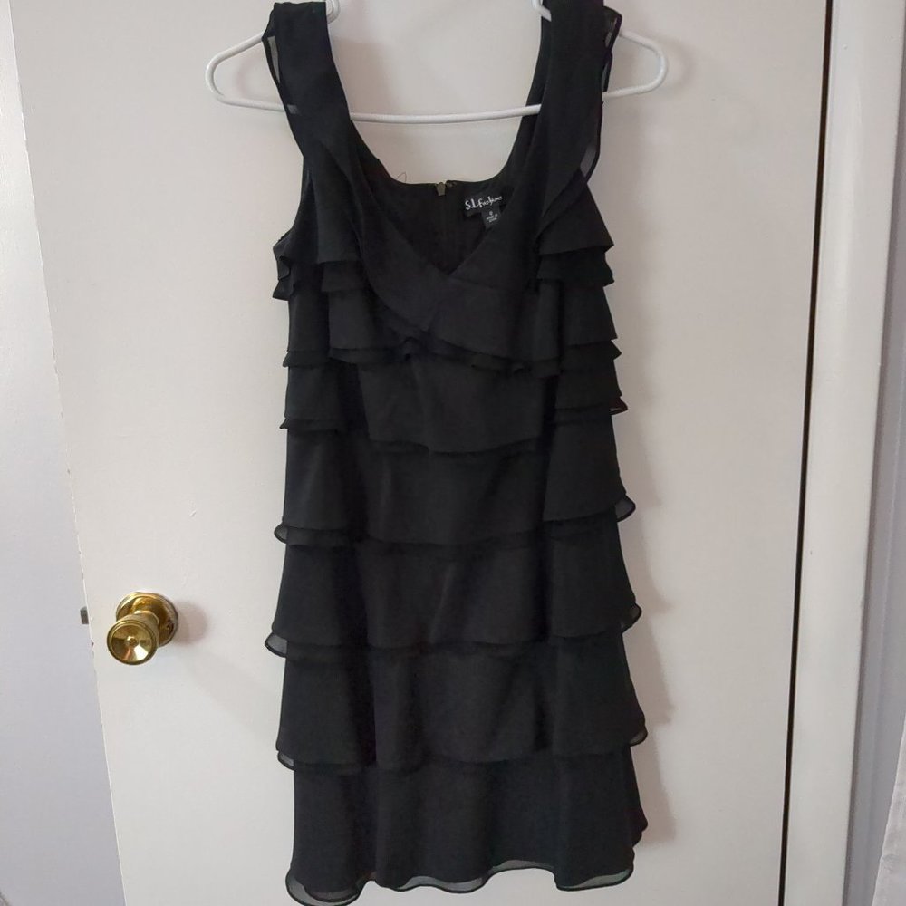 S.L. Fashions multi tierd sleeveless black dress.